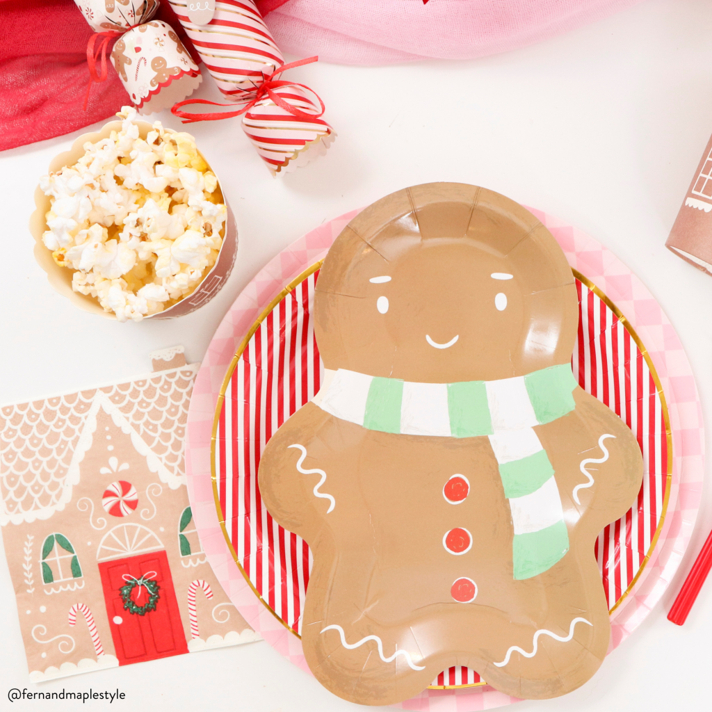 Cozy Gingerbread Man Lunch Plates 8ct