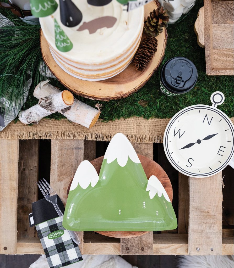 Happy Camper Mountain Lunch Plates 8ct