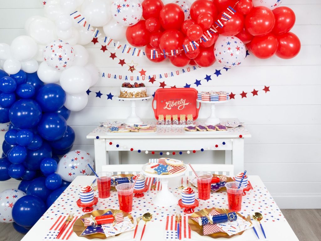 Patriotic Stars & Stripes Mini Banner Set