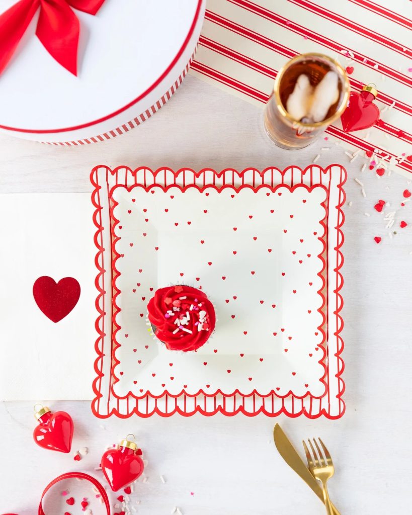 Red Scattered Heart Scalloped Dessert Plates 8ct